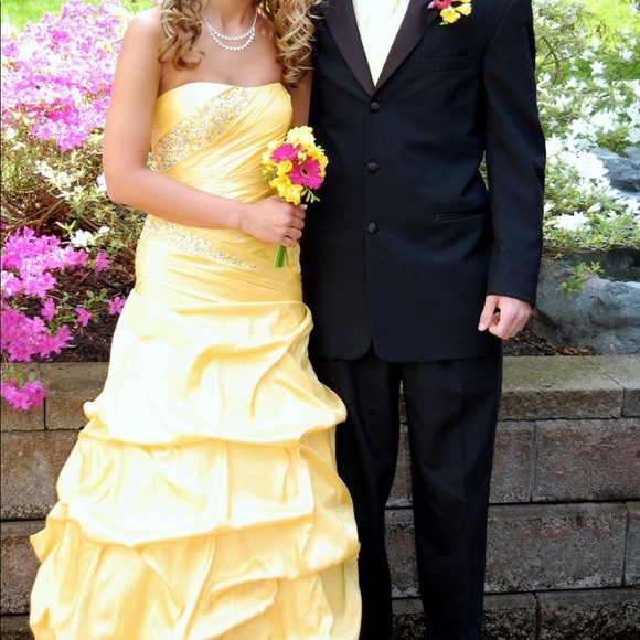 Prom Dress - Picture 1 of 4